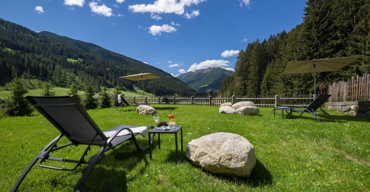 Gasthof Rabenstein Hotel Sarentino Exterior photo